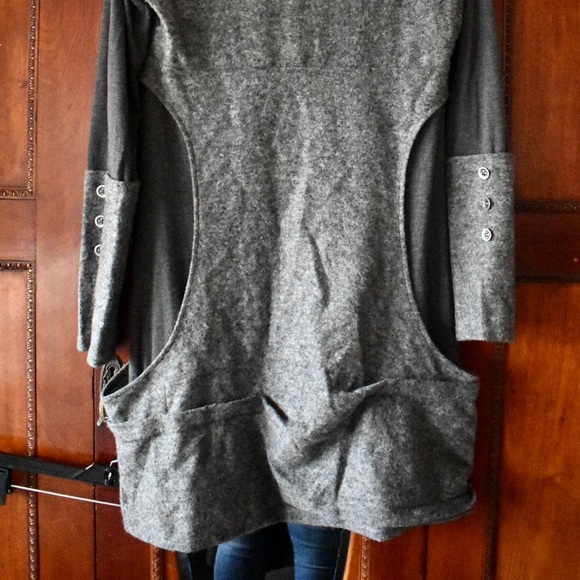Deux Mill Vingt Six Grey Sweater Dress with Button - Picture 5 of 6